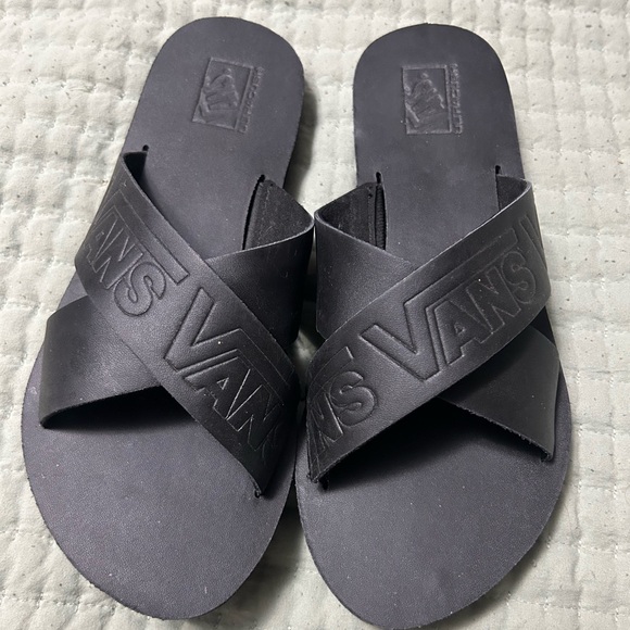 Women’s Black Vans Sandals size 10 - Picture 3 of 3